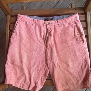 Banana Republic Aiden Short. 80% Cotton 20% Linen. Red. Short Size 31.